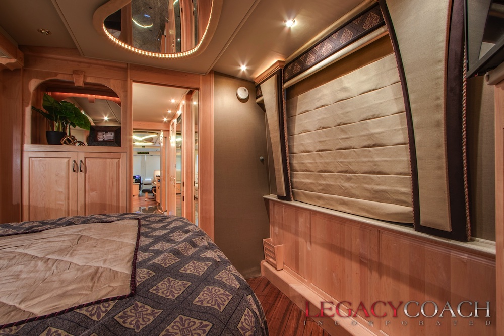 2003 Prevost Royale XLII For Sale