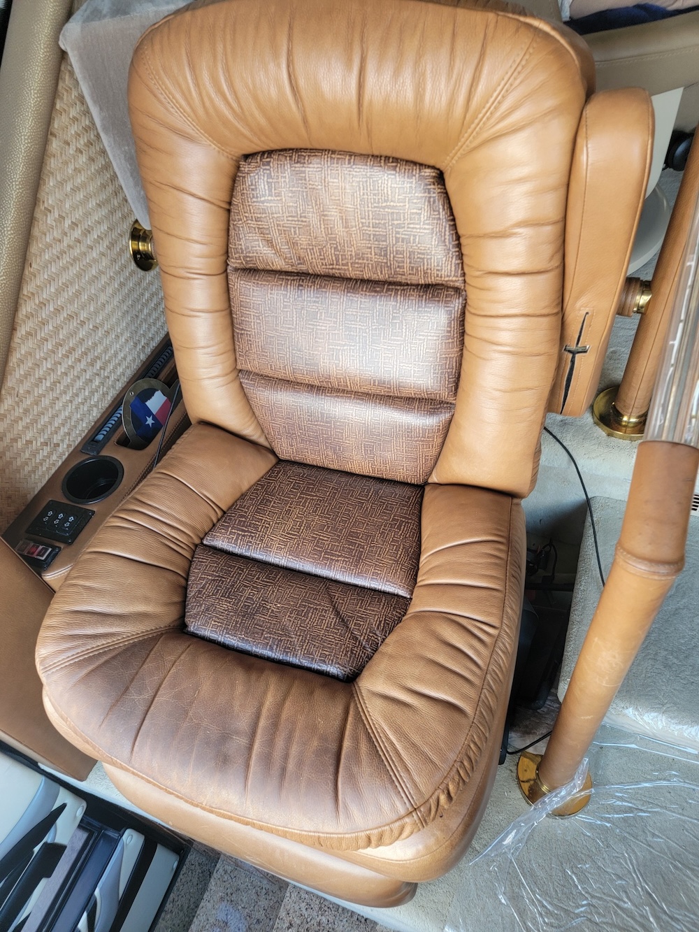 2004 Prevost Featherlite H For Sale