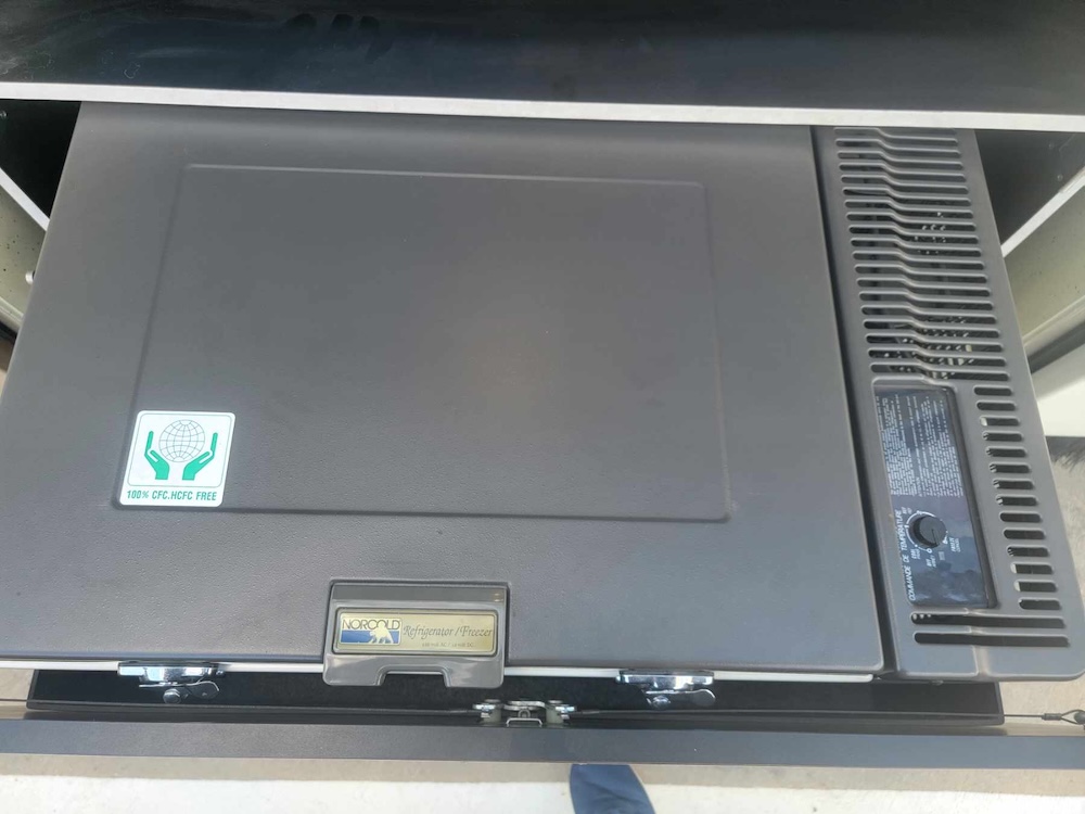 2004 Prevost Featherlite H For Sale