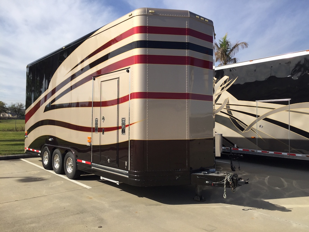 2004 Prevost Featherlite H3-45 For Sale