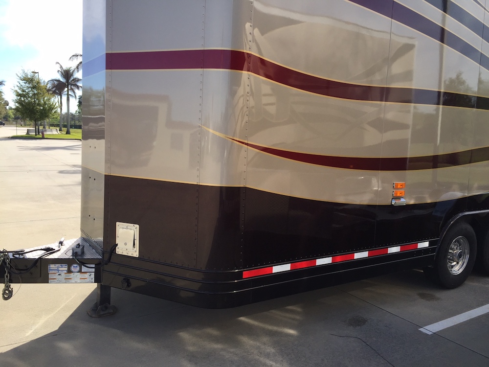 2004 Prevost Featherlite H3-45 For Sale