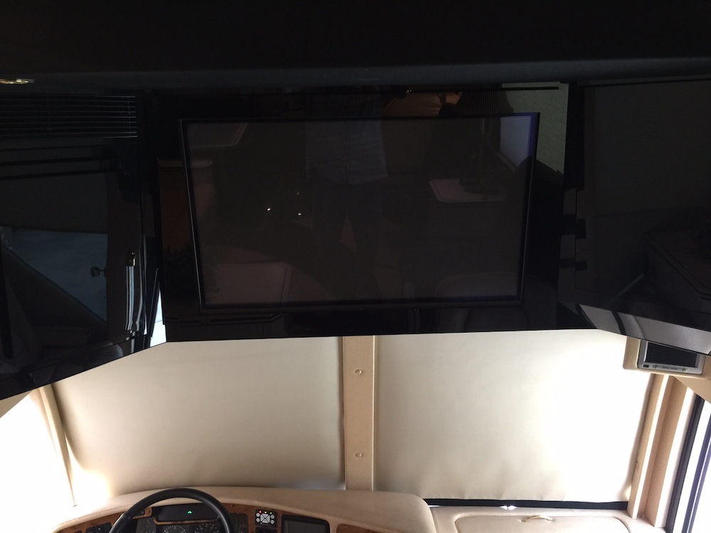 2004 Prevost Featherlite H3-45 For Sale