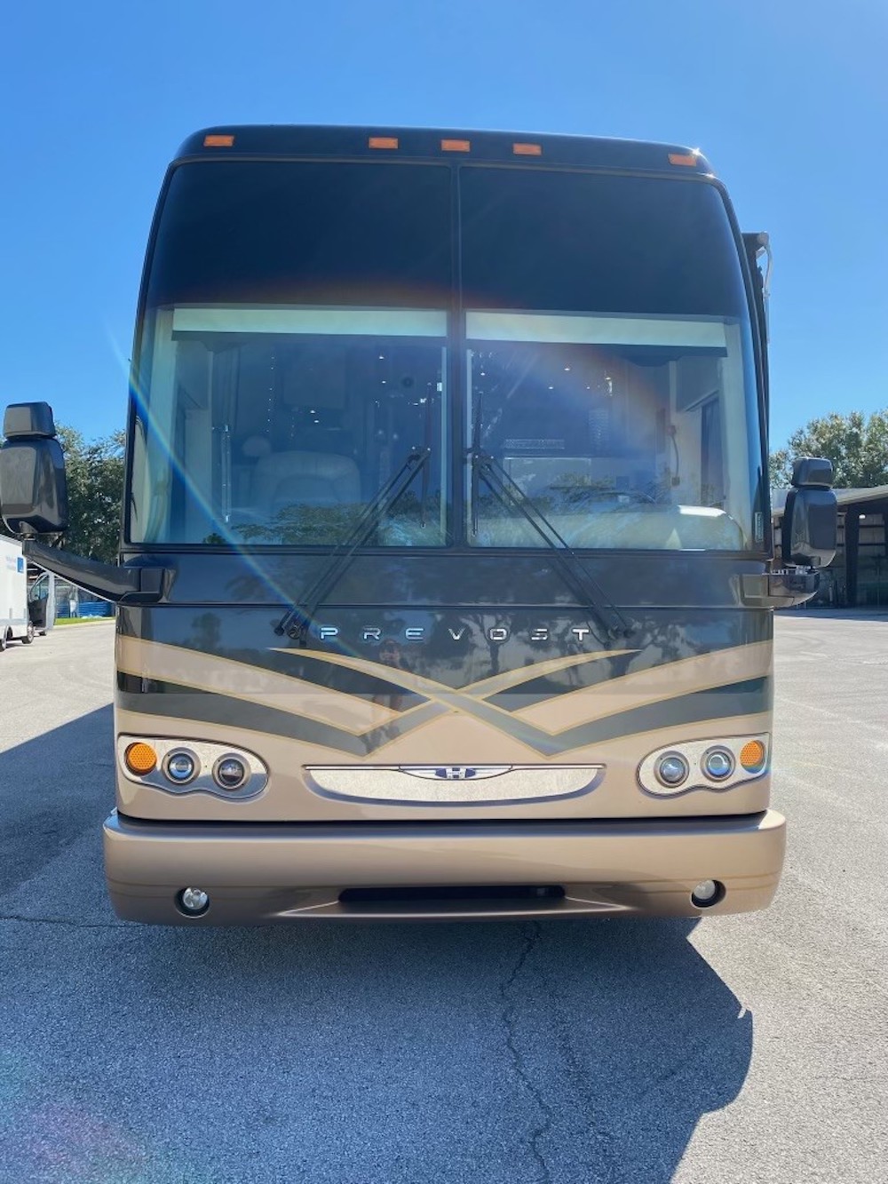 2004 Prevost Featherlite H3-45 For Sale