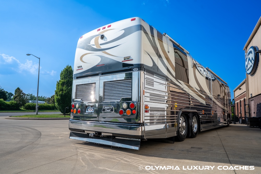 2004 Prevost Liberty XLII For Sale