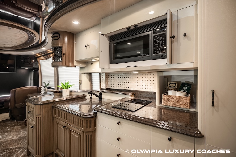 2004 Prevost Liberty XLII For Sale
