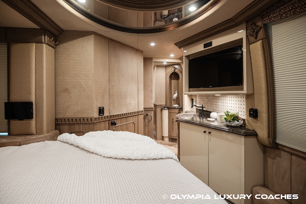 2004 Prevost Liberty XLII For Sale