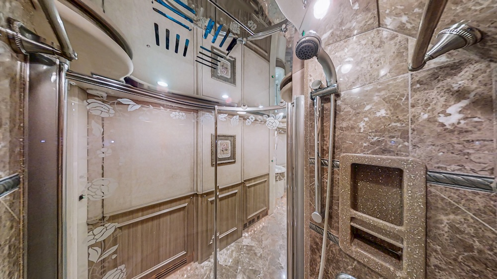 2004 Prevost Liberty XLII For Sale