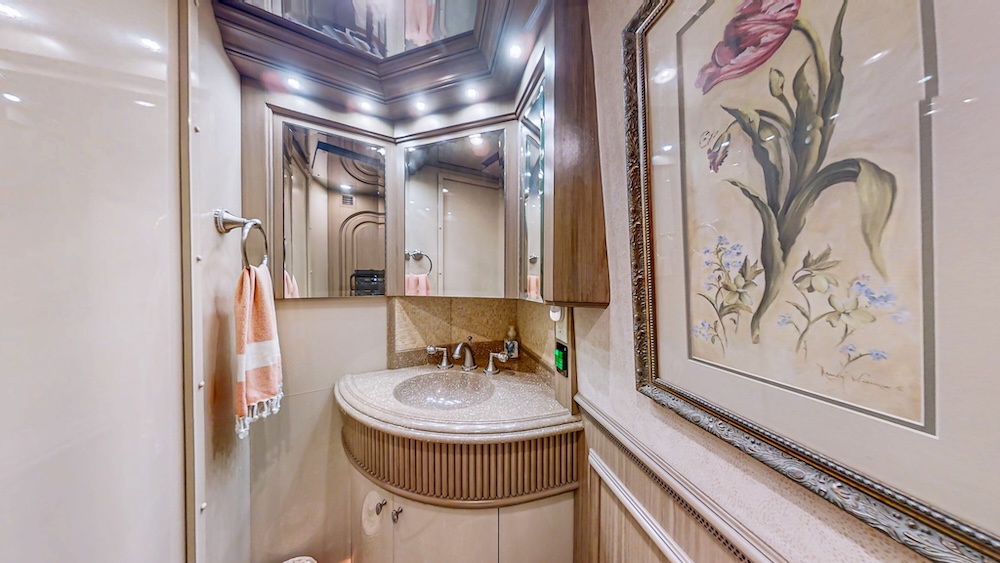 2004 Prevost Liberty XLII For Sale