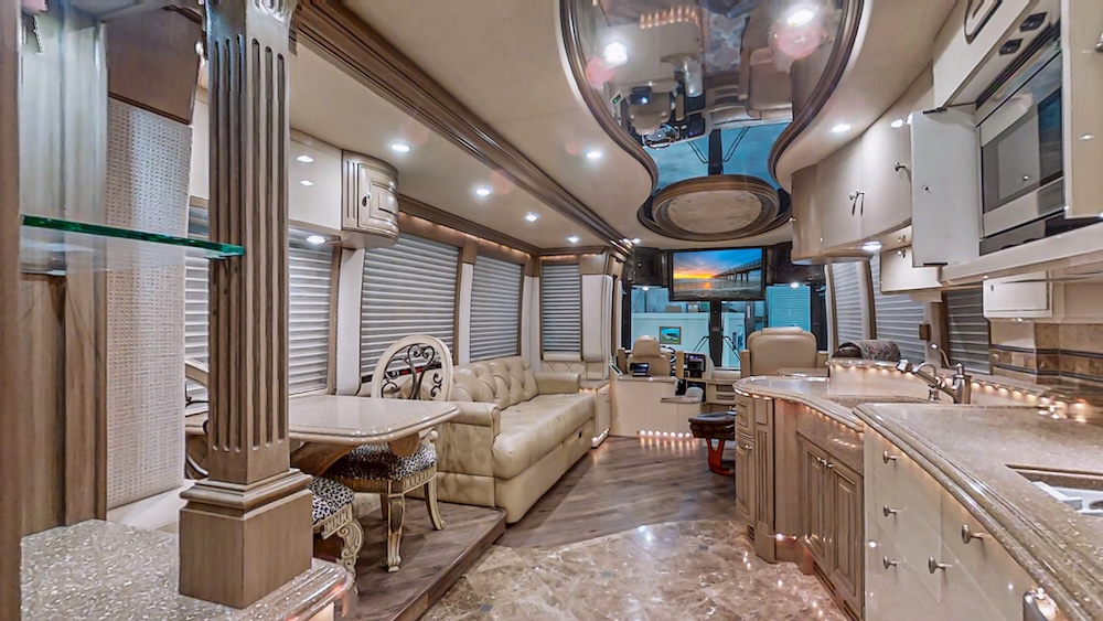 2004 Prevost Liberty XLII For Sale