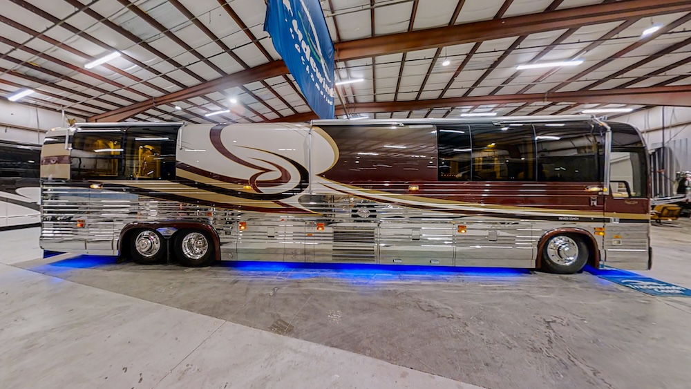 2004 Prevost Liberty XLII For Sale