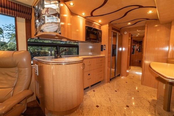 2004 Prevost Marathon H3-45 For Sale