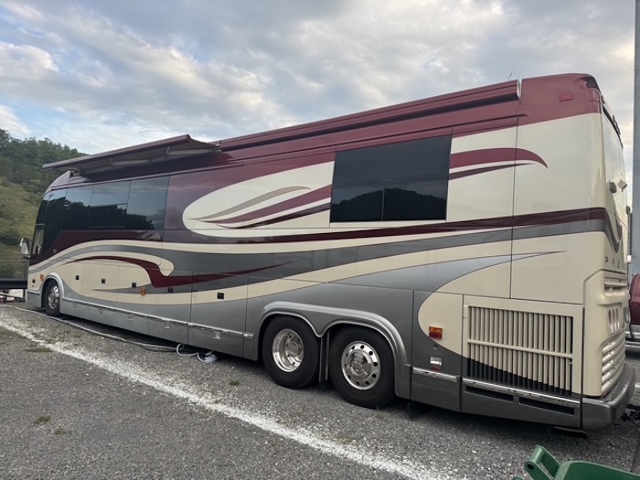 2004 Prevost Marathon H3-45 For Sale