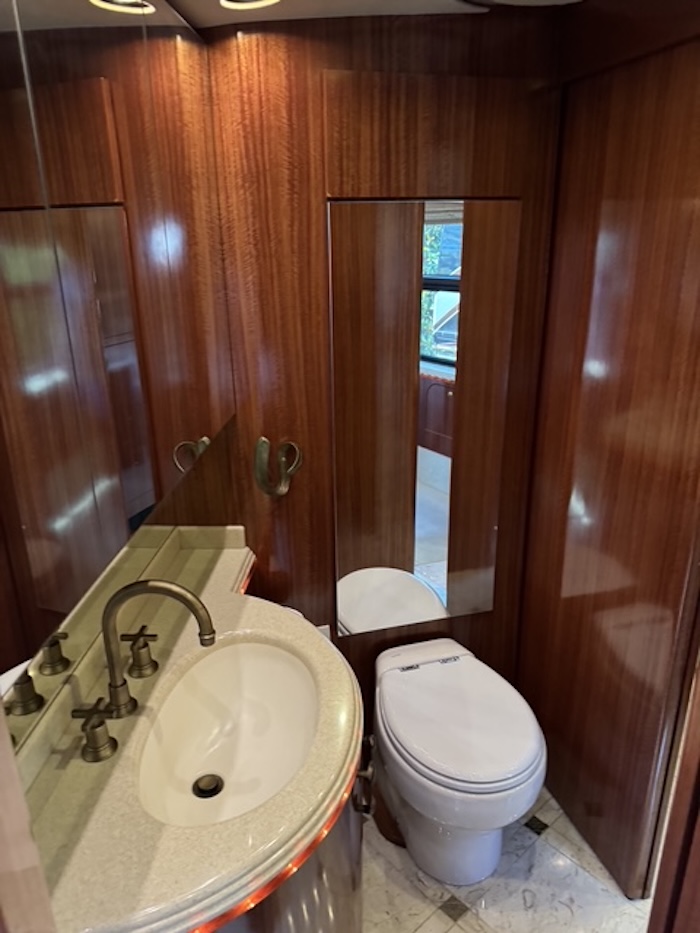 2004 Prevost Marathon H3-45 For Sale
