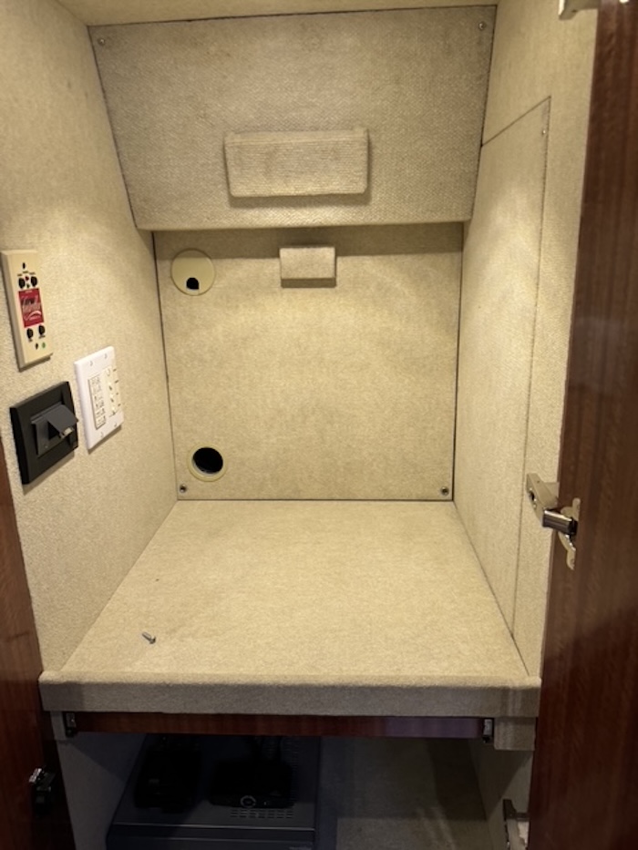 2004 Prevost Marathon H3-45 For Sale