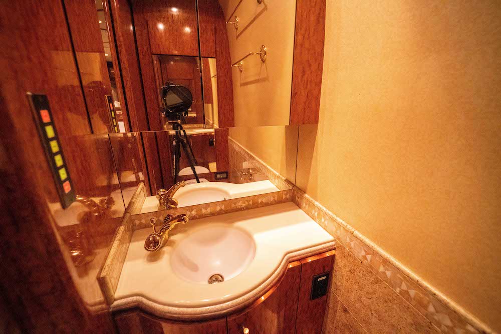 2004 Prevost Marathon XLII For Sale