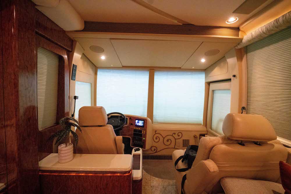 2004 Prevost Marathon XLII For Sale