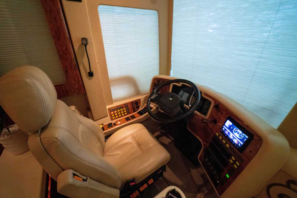 2004 Prevost Marathon XLII For Sale