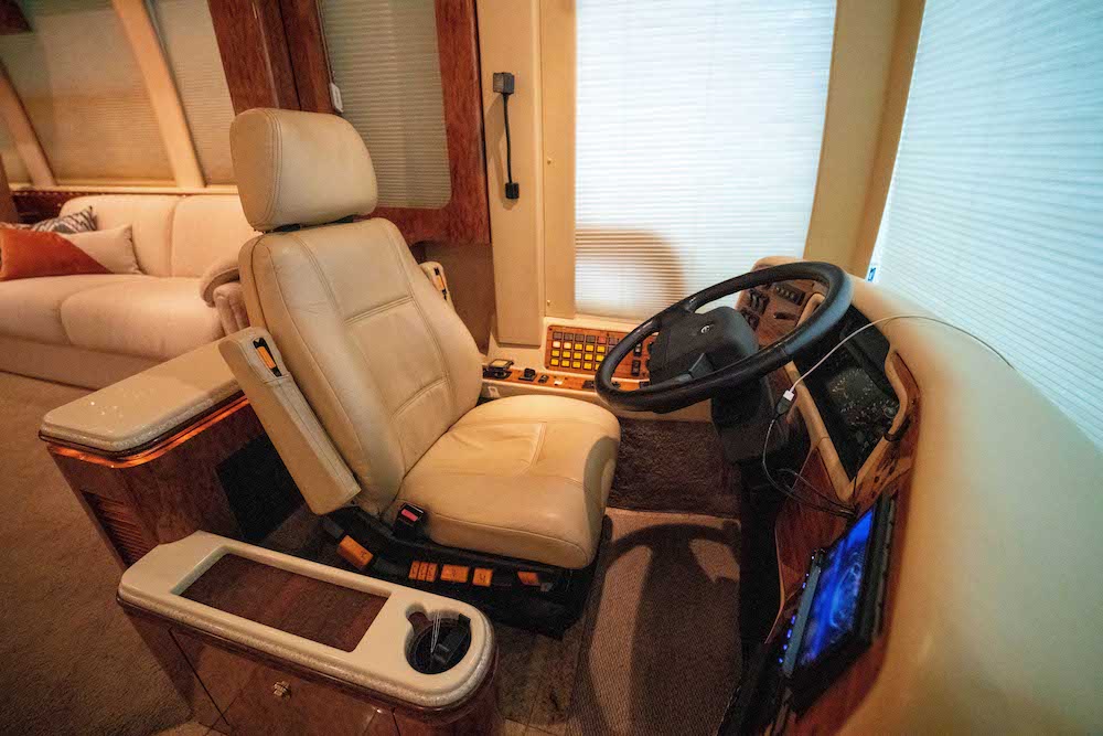 2004 Prevost Marathon XLII For Sale