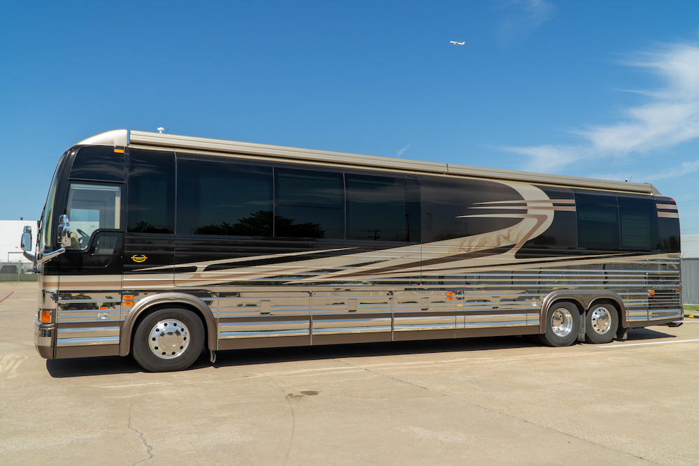 2004 Prevost Marathon XLII For Sale