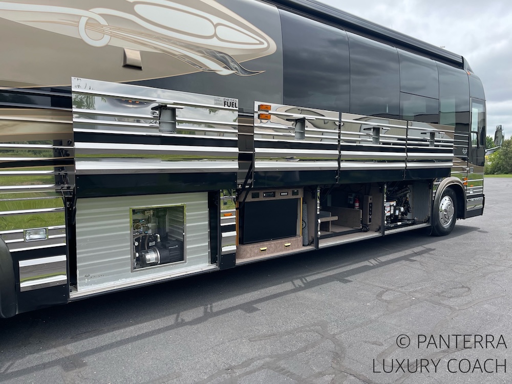 2004 Prevost Marathon XLII For Sale