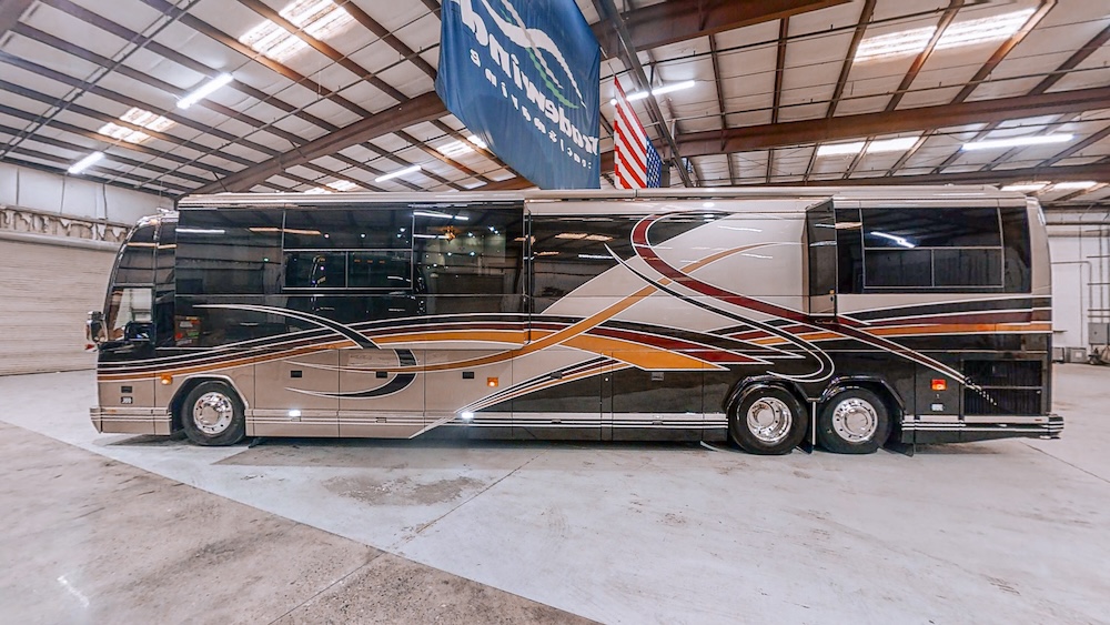 2004 Prevost Parliament H3-45 For Sale