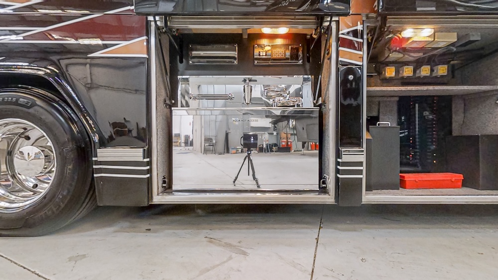 2004 Prevost Parliament H3-45 For Sale