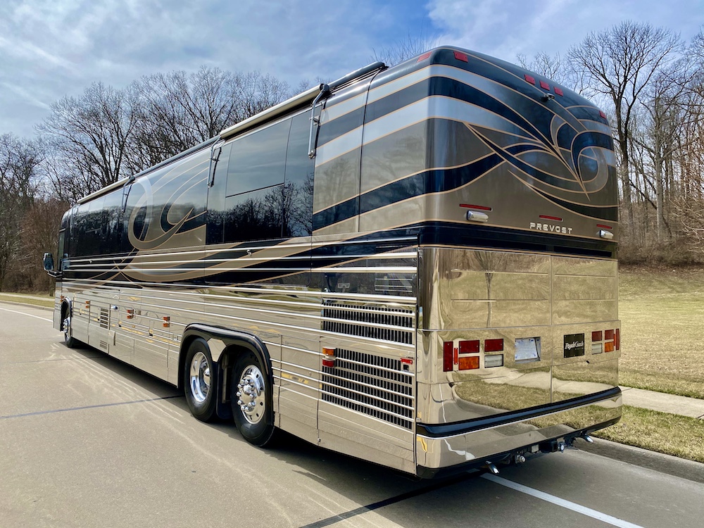 2004 Prevost Royale XLII For Sale