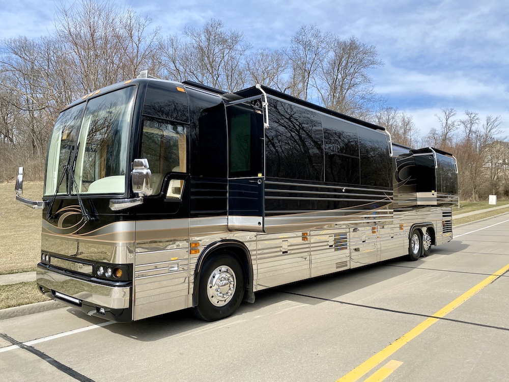 2004 Prevost Royale XLII For Sale