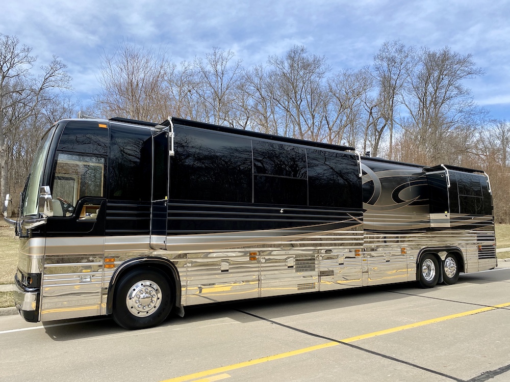 2004 Prevost Royale XLII For Sale