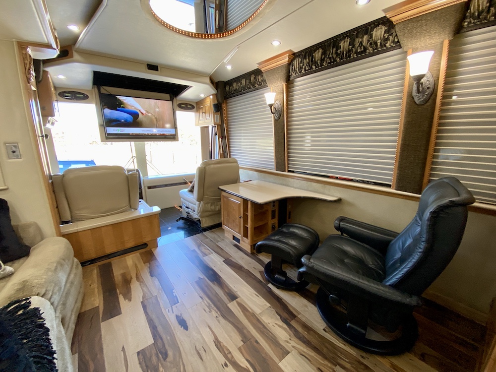 2004 Prevost Royale XLII For Sale