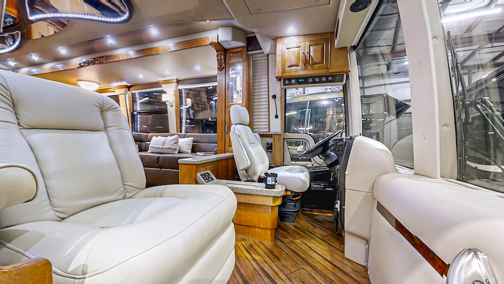 2004 Prevost Royale XLII For Sale
