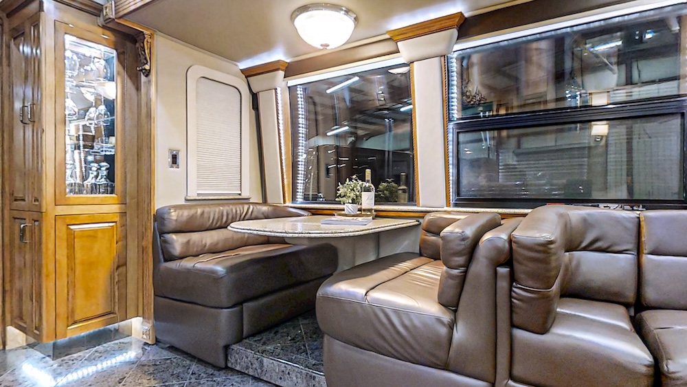 2004 Prevost Royale XLII For Sale