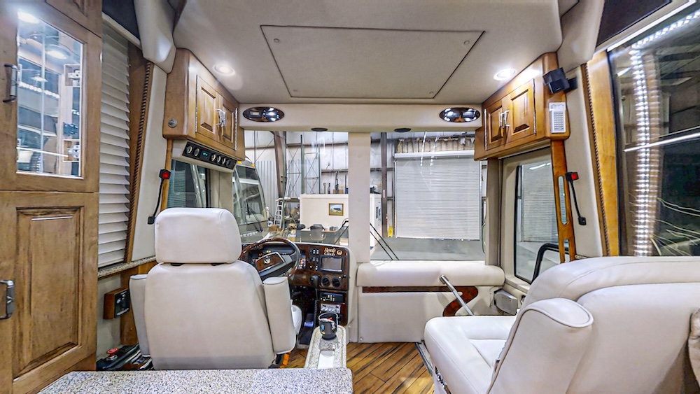 2004 Prevost Royale XLII For Sale