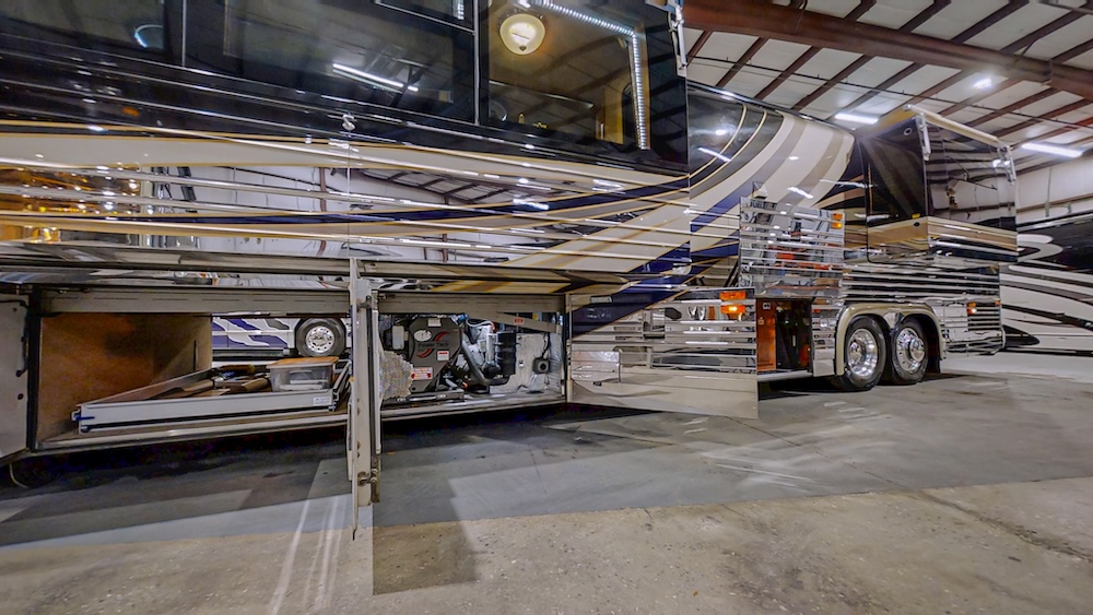 2004 Prevost Royale XLII For Sale