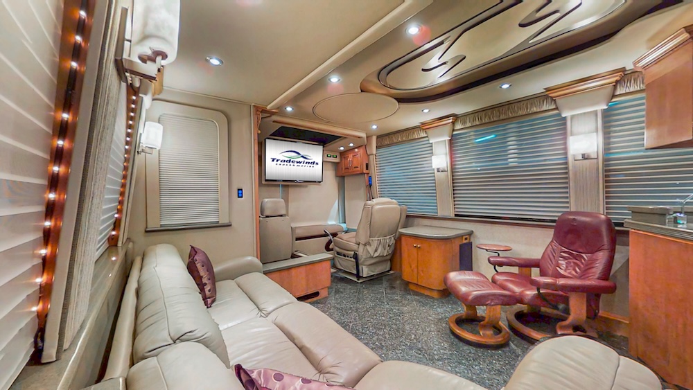 2004 Prevost Royale XLII For Sale
