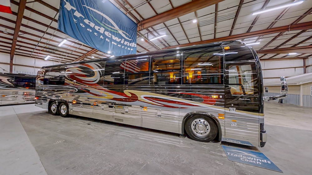 2004 Prevost Royale XLII For Sale