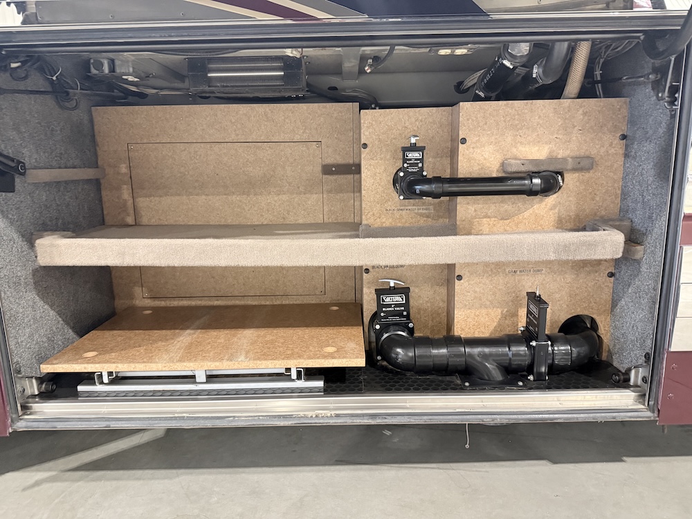 204 Prevost Vision XLII For Sale