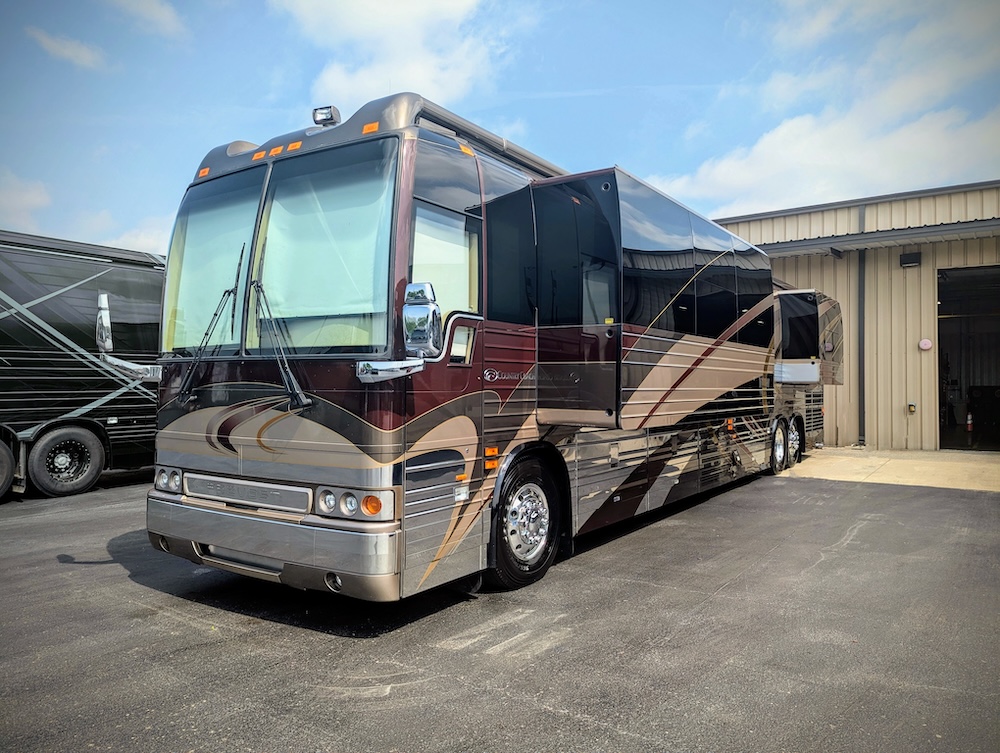 2005 Prevost Country Coach XLII For Sale