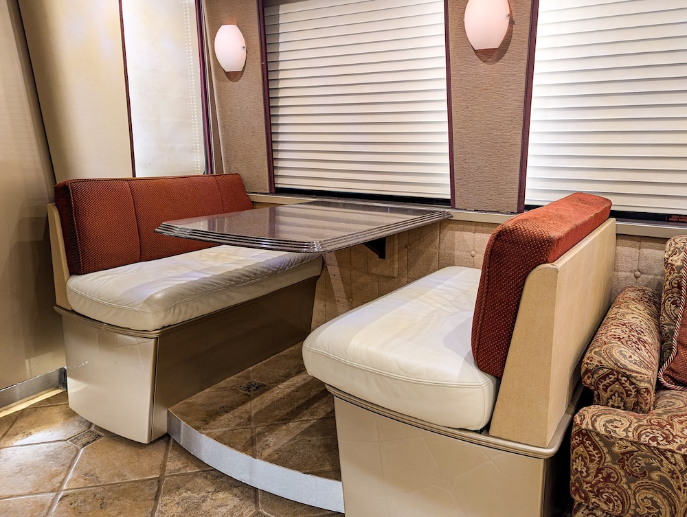 2005 Prevost Country Coach XLII For Sale