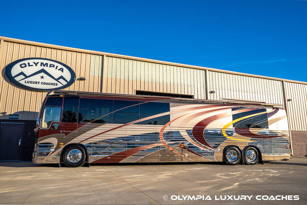 2005 Prevost Country Coach XLII For Sale