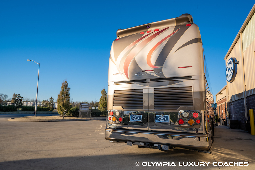 2005 Prevost Country Coach XLII For Sale