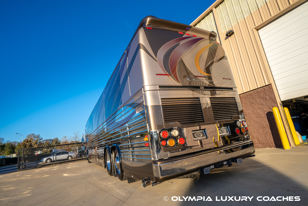 2005 Prevost Country Coach XLII For Sale