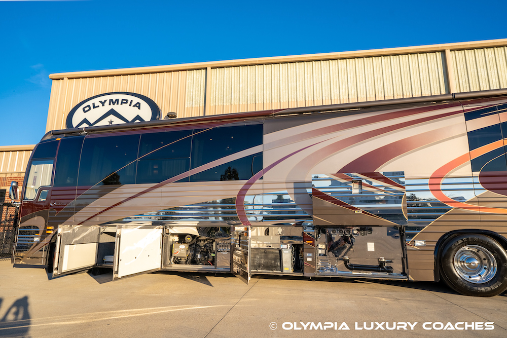 2005 Prevost Country Coach XLII For Sale