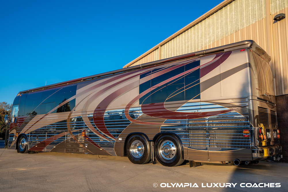 2005 Prevost Country Coach XLII For Sale