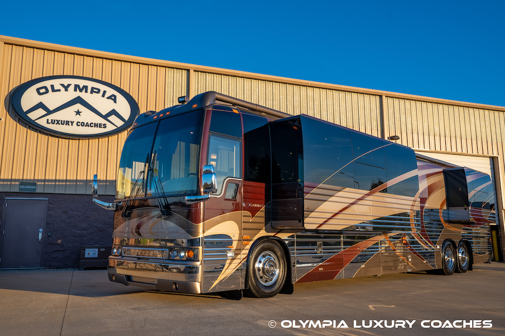 2005 Prevost Country Coach XLII For Sale