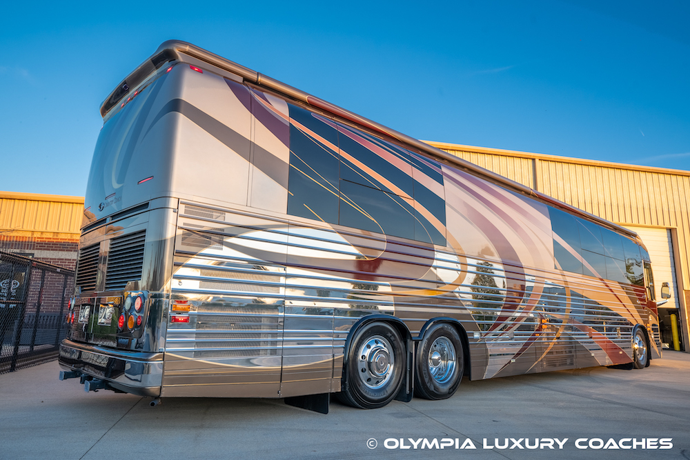 2005 Prevost Country Coach XLII For Sale