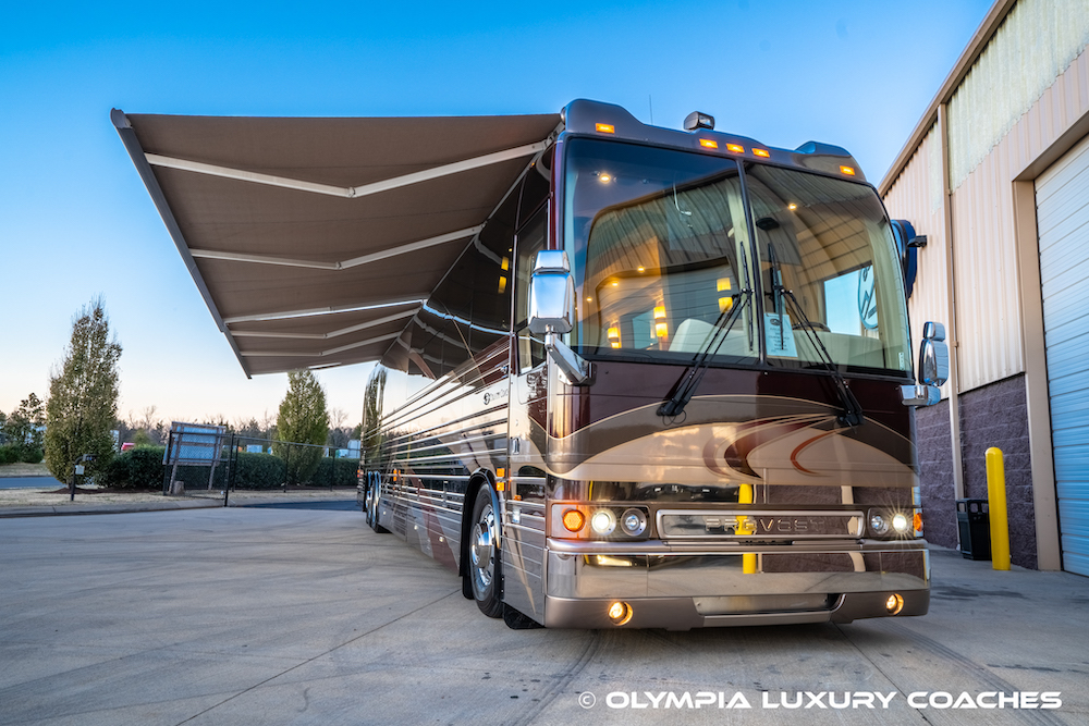 2005 Prevost Country Coach XLII For Sale