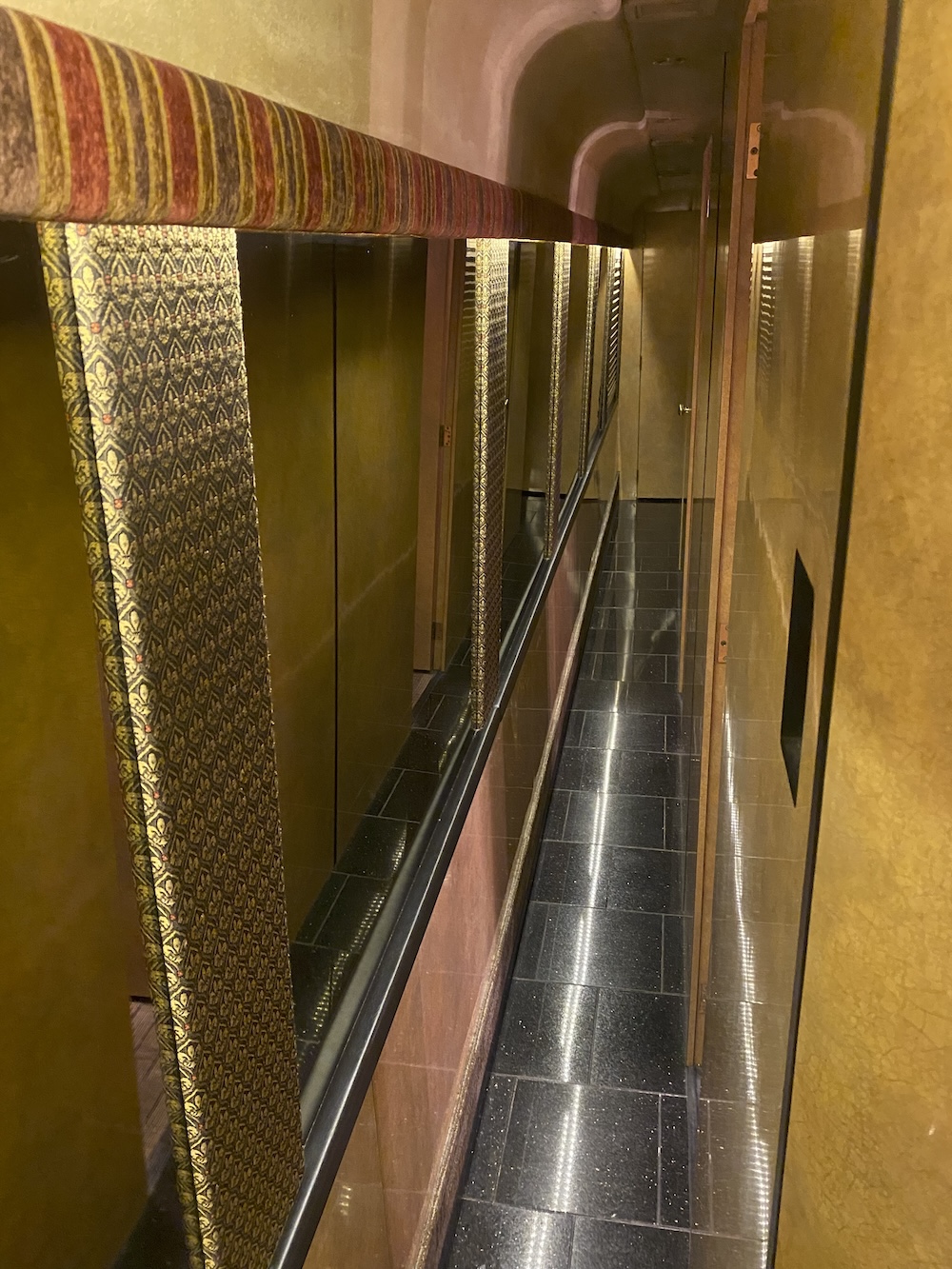 2005 Prevost  H3-45 For Sale