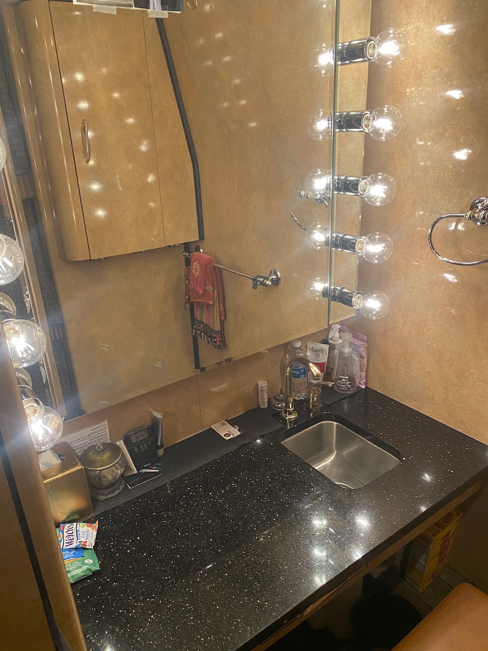 2005 Prevost  H3-45 For Sale