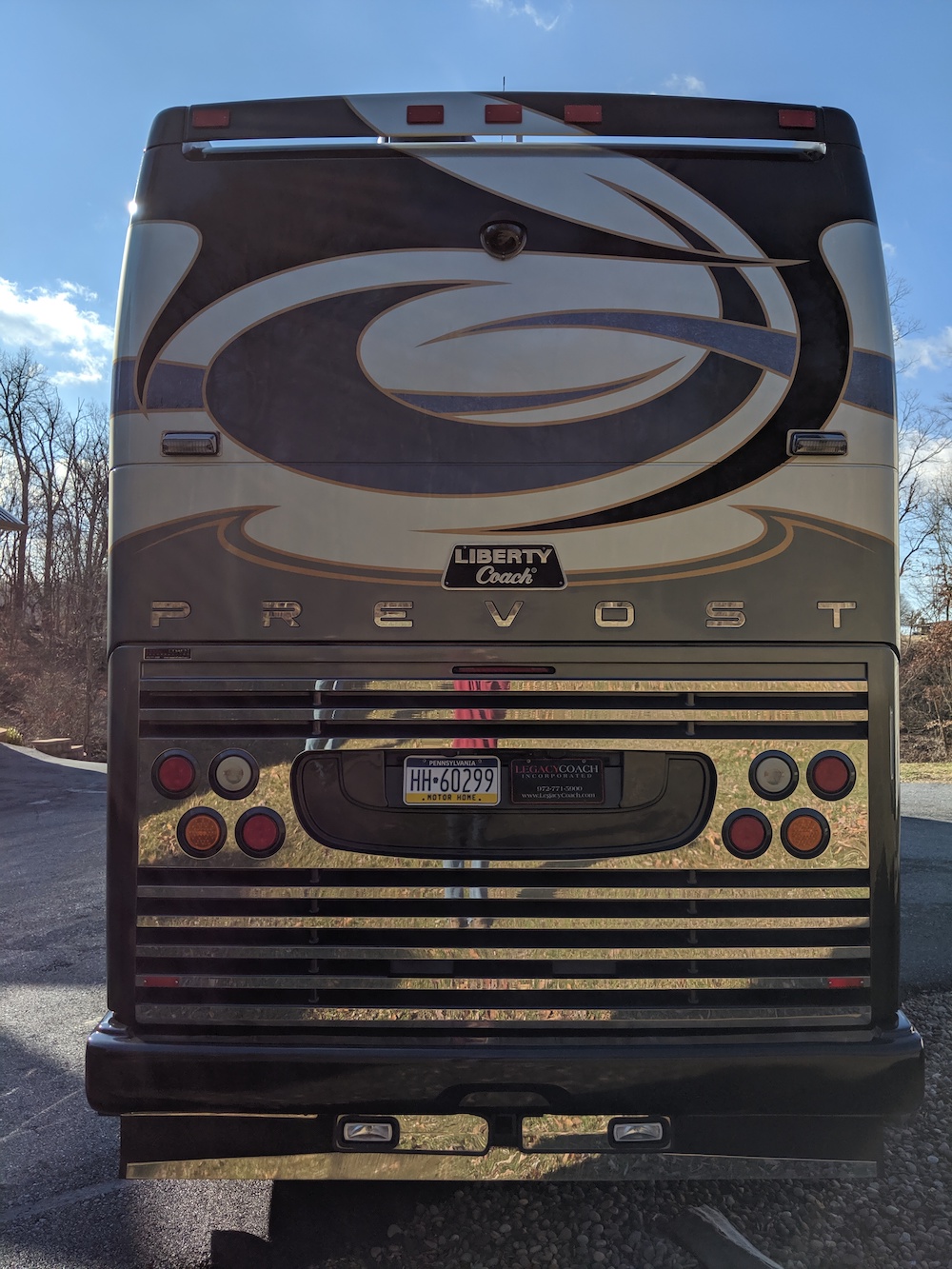 2005 Prevost Liberty H3-45 For Sale